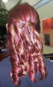 Dimensional red color with caramel ribbons